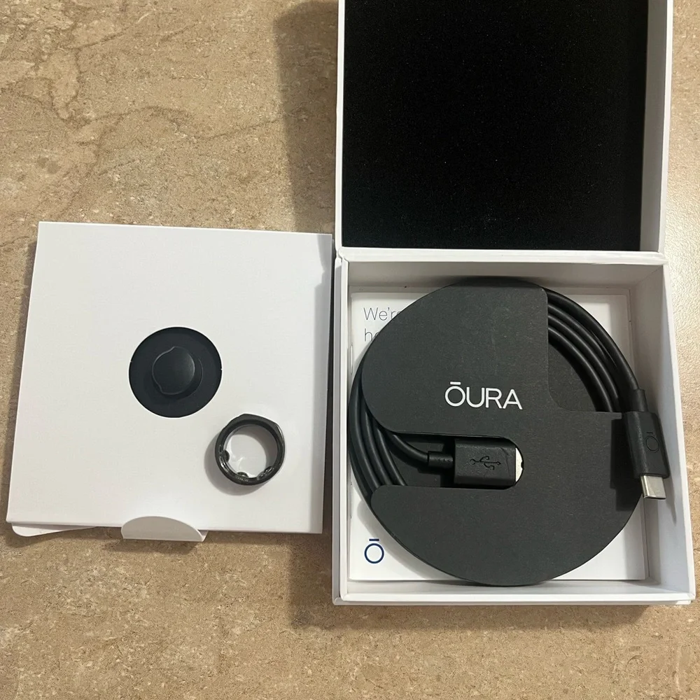 Oura Heritage Black Ring